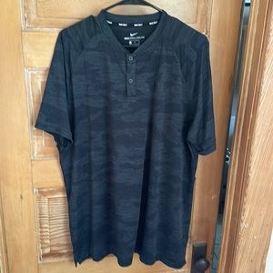 Nike Golf Polo Tiger Woods Black Camo Collarless